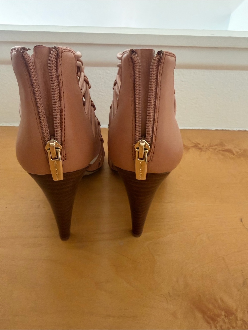 Vince Camuto Braided Cage High Heel Sandals in Rust - size 7 - Picture 4 of 5